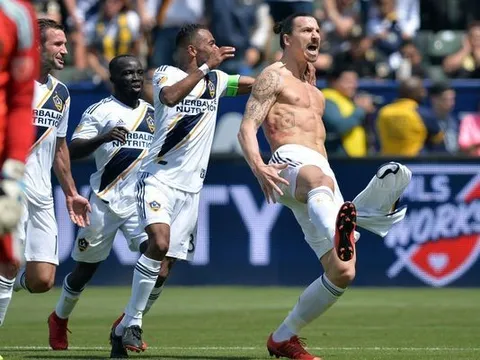 Bị Pogba "vuốt râu hùm", đây là phản ứng của Ibrahimovic!