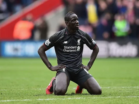 Bị Liverpool gạch tên, Sakho sắp rời Anfield