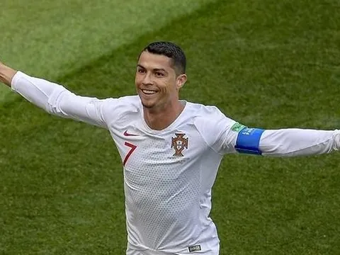 Bồ Đào Nha gặp Iran và cơn tự ái của 'kẻ hủy diệt' Ronaldo