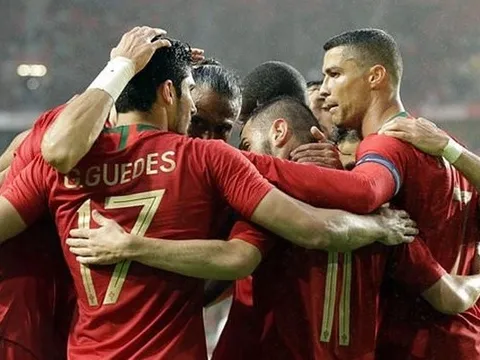 Bồ Đào Nha trở nên đáng sợ khi không phải "phục vụ" Ronaldo