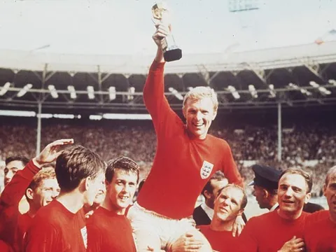 Bobby Moore - Huyền thoại Tam sư