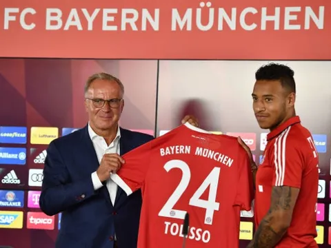 Bom tấn kỷ lục của Bayern CHÍNH THỨC ra mắt số áo