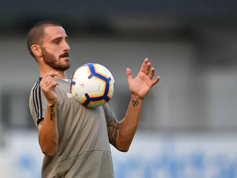 Bonucci: "Xin lỗi là không cần thiết"