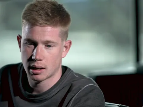 NÓNG: De Bruyne công kích Mourinho trước derby Manchester