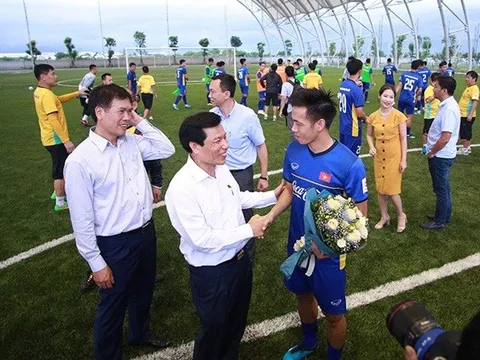 "Tư lệnh" ngành thể thao sắp ứng cử ghế chủ tịch VFF