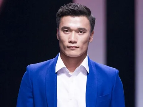 Bùi Tiến Dũng, cứ sải bước và kiếm tiền đi, đừng ngại!