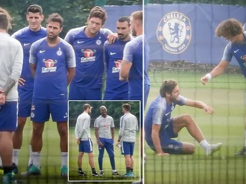 Buổi tập đầu của Chelsea sau khi sa thải Conte