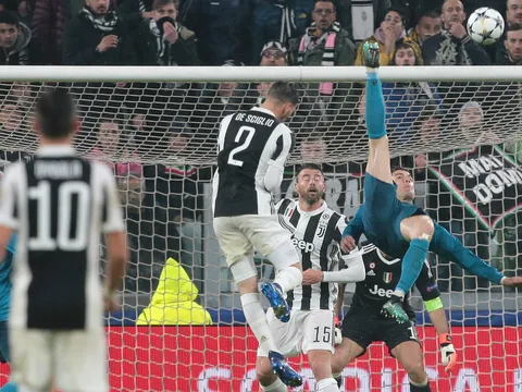 Sao Juve: "Siêu phẩm của CR7 đẹp như game PlayStation"
