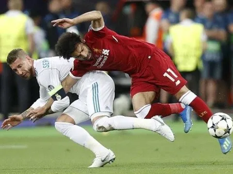 Cận cảnh Ramos triệt hạ Salah tại Kiev