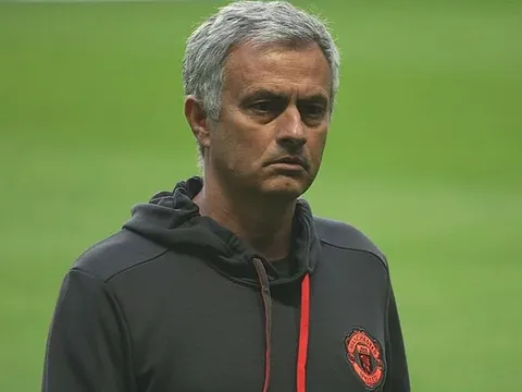 Xác định mục tiêu số 1 của Jose Mourinho