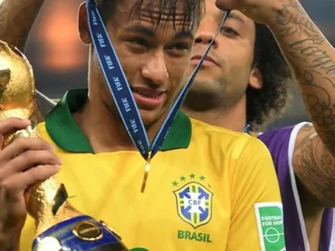 Marcelo: Ronaldo không thể ngăn Neymar đến Real
