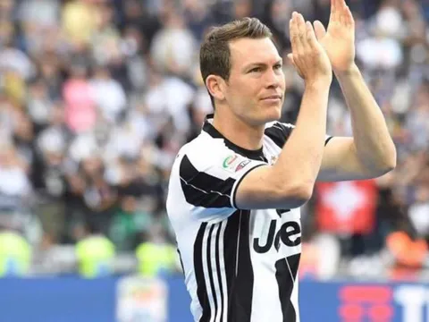 Bản hợp đồng mới của Arsenal gửi lời chào fan Juve