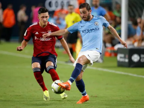 Hàng thủ hớ hênh, Hùm xám gục ngã trước Man City