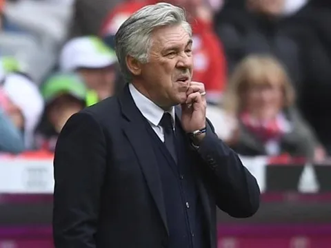 HLV Carlo Ancelotti không có phương án B cho Bayern Munich?