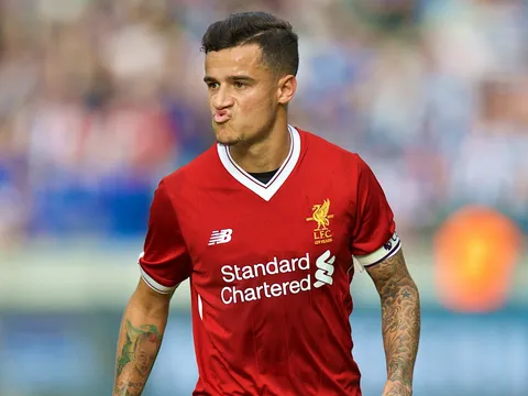 Carragher: Bán Coutinho là bước lùi của Liverpool