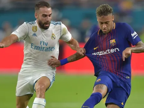 Carvajal hứa để dành một tủ thay đồ cho Neymar tại Real