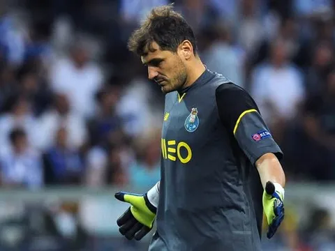 Không giải nghệ, huyền thoại Real tái ký hợp đồng với Porto