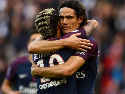 Cavani bất ngờ thừa nhận mâu thuẫn với Neymar