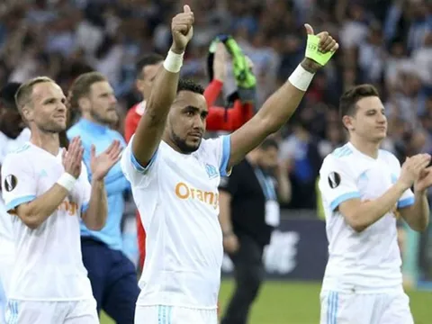CĐV đập tivi, ném xuống sông vì đội nhà thua chung kết Europa League