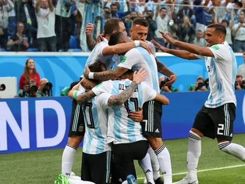Cesc Fabregas văng tục sau chiến thắng của Argentina