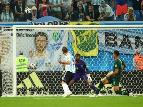 Chấm điểm Argentina: Rojo 'cứu rỗi' Mascherano và Higuain