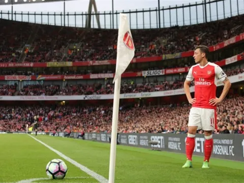 Chấm điểm đội hình Arsenal vs Sunderland: Ngày Sanchez núp bóng Ozil
