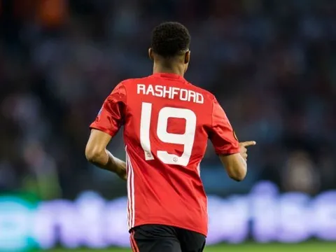 Chấm điểm Man Utd sau trận Celta Vigo: Rashford rực sáng; Fellaini thành "điểm đen"