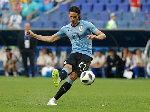 Chấm điểm Uruguay: Ghi bàn nhưng Cavani vẫn tệ nhất đội