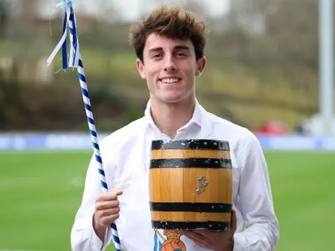Chân dung người cướp suất dự World Cup của Bellerin