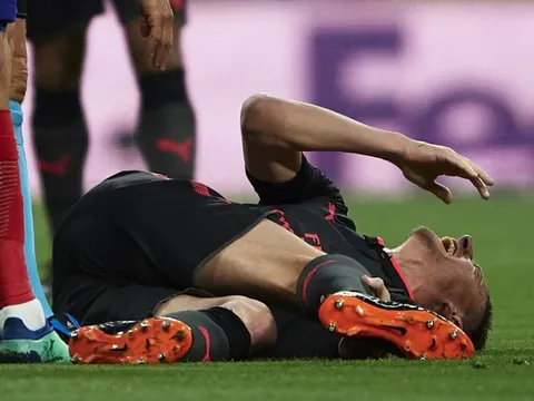Chấn thương cực nặng, sự nghiệp của Koscielny đã chấm dứt?