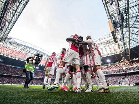 Chào châu Âu, Ajax đã trở lại!