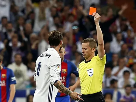Chặt chém Messi, Ramos chính thức nhận án phạt