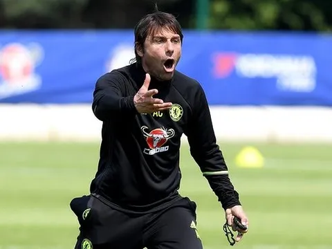 Chelsea giữ chân Conte: Kỷ lục lương bổng, kế hoạch 3 năm