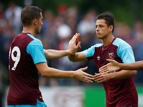 Ra mắt Chicharito, West Ham vẫn bị đội hạng tư nước Đức cầm hòa