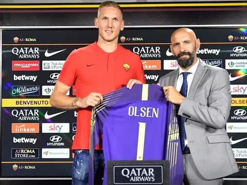 CHÍNH THỨC: Chiêu mộ thủ môn World Cup, Roma có người thay Alisson