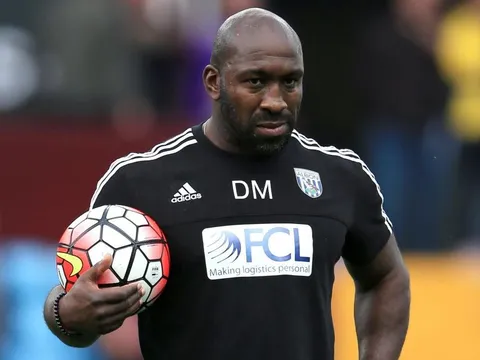 CHÍNH THỨC: Darren Moore được bổ nhiệm HLV trưởng của West Brom