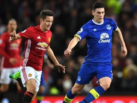 CHÍNH THỨC: Gareth Barry có bến đỗ mới ở Ngoại hạng Anh