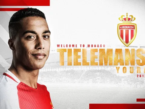 CHÍNH THỨC: Mải mê với chức vô địch, Man United mất sao trẻ vào tay Monaco