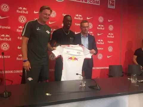 CHÍNH THỨC: Sao trẻ sáng giá PSG cập bến RB Leipzig