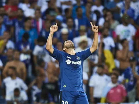 CHÍNH THỨC: Sau Barca, Real Madrid đón 'hàng xóm' lên chơi tại La Liga