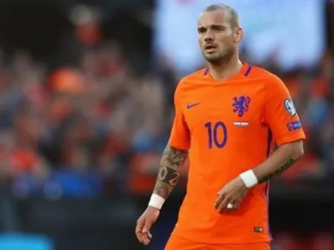 CHÍNH THỨC: Sneijder có bến đỗ mới tại Pháp