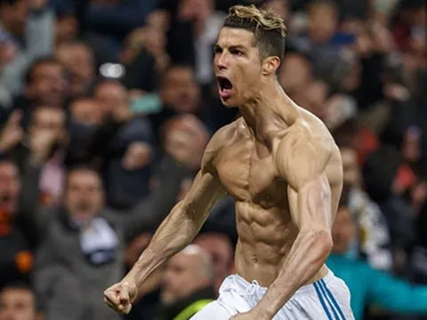 “Cỗ máy” Ronaldo khiến trung vệ Bayern khiếp sợ