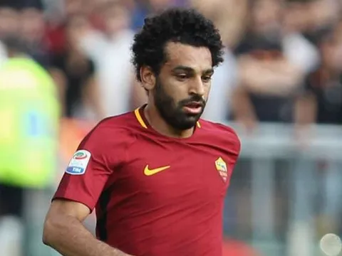 Chưa ra mắt Liverpool, Mohamed Salah đã phải rời khỏi Anh quốc