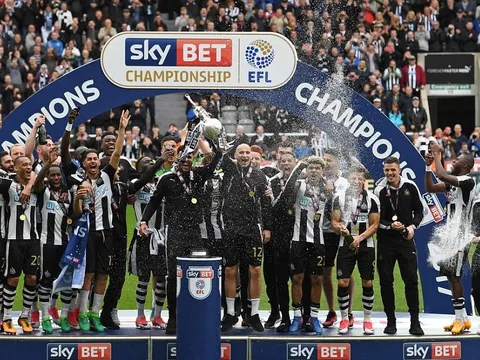 Chùm ảnh: Newcastle vô địch Championship trong 2 phút nghẹt thở