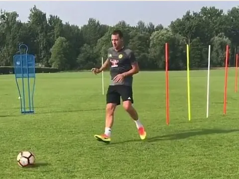 Chùm ảnh: Terry tập cực sung để chuẩn bị ra mắt đội bóng mới