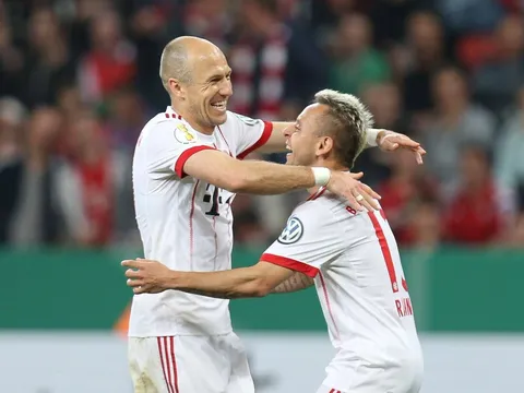 Chuyển động Bayern: CHÍNH THỨC trói chân 2 trụ cột