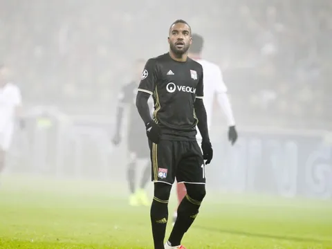 Chuyển nhượng Pháp 26/06: Real có "vật tế thần" vụ Mbappe; Lyon hét giá Lacazette