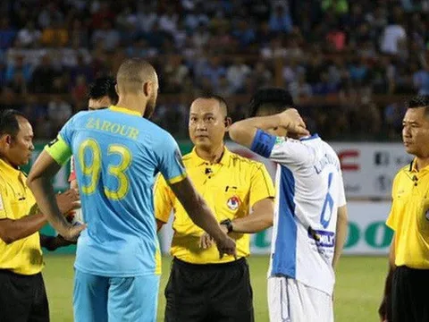 Chuyện V-League sau 7 vòng đấu: Trọng tài, chấn thương, án phạt, từ chức, scandal, còn gì nữa không?