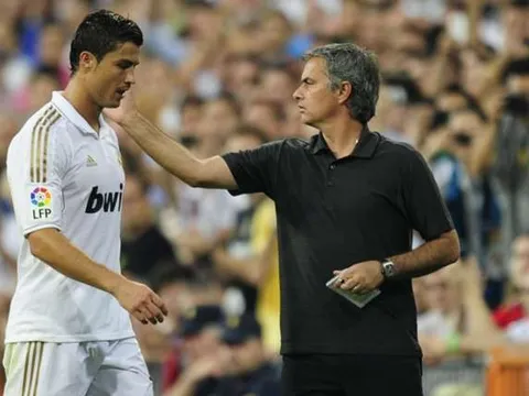 Còn Mourinho, Ronaldo đừng mong về Old Trafford!