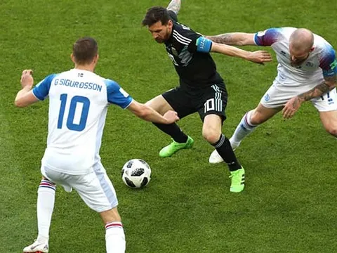 Cộng đồng mạng 'đứng ngồi không yên' trước Iceland